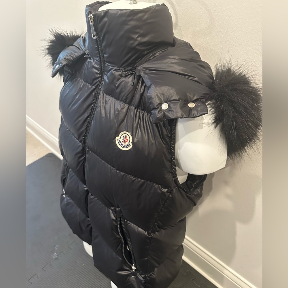 Brand new women’s moncler jacket